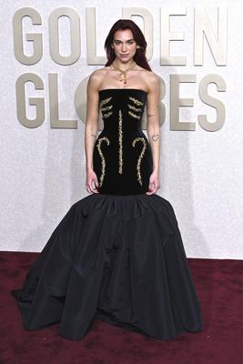 Dua Lipa bei der Verleihung der 81. Golden Globe Awards im Beverly Hilton Hotel. Beverly Hills, 07.01.2024 *** Dua Lipa-stock-foto