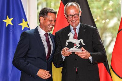 Antrittsbesuch von Bundeskanzler Friedrich Merz in Niedersachsen-stock-foto
