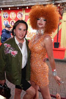 Jeldos Stecker, Micaela Sch?fer bei der Olivia Jones Kult Kieztouren Sommerparty, Grosse Freiheit 27 in Hamburg am 22.07-stock-foto