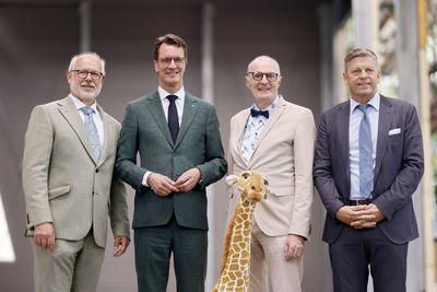 Theo Pagel, Hendrik W?st, Dr. Ralf Heinen und Christopher Landsberg-stock-foto