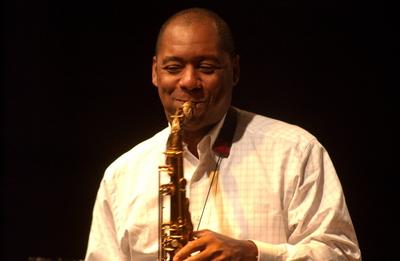 1/ Konzert: Branford Marsalis im Berliner RBB Sendesaal, Saxophonist, Jazzer, Jazz, quer, halbtotale, medium, horizontal-stock-foto