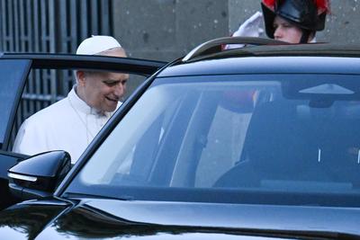 ITALY - POPE LEO XIV  LEO XVI  LEAVES HIS SUMMER RESIDENCE OF CASTEL GANDOLFO TO RETURN TO THE VATICAN AFTER A PERIO OF VACANTIONS AND COMMITMENTS - 2025/7/22-stock-foto