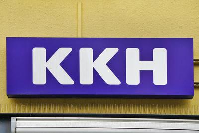 Kaufm?nnische Krankenkasse, KKH, Logo an einer Geb?udewand *** commercial Health insurance, KKH, Logo to a Building wall-stock-foto