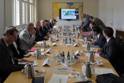 Task Force PCK Schwedt kommt zu Sitzung mit neuem Staatssekret?r des Bundes zusammen-stock-foto