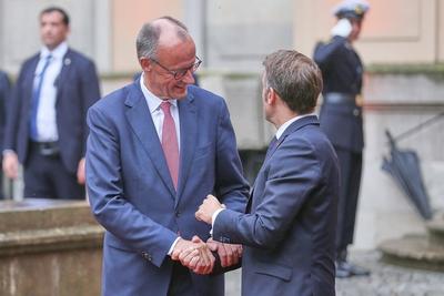 Berlin, Deutschland, 23.07.2025: Villa Borsig: Empfang des franz?sischen Staatspr?sidenten: Bundeskanzler Friedrich Merz-stock-foto