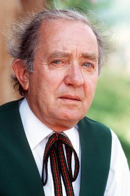 HANS CLARIN Hans Clarin, deutscher Schauspieler und Synchronsprecher, Portrait circa 1999. Hans Clarin, German actor and-stock-foto