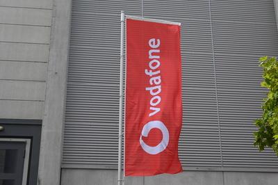 Logo, Schriftzug von Vodafone auf der ANGA COM, Europas f?hrende Kongressmesse f?r Breitband, Fernsehen und Online. ***-stock-foto