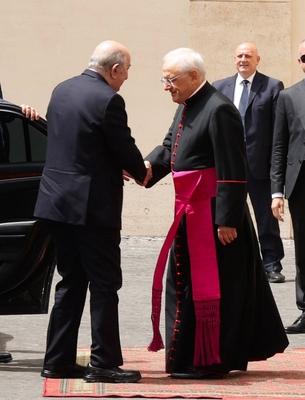 Algerian President Abdelmadjid Tebboune visits the Vatican and meets with Pope Leo XIV in Rome-stock-foto