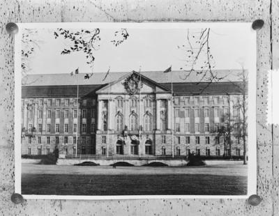 Anefo photo collection. VM building. Kammerighter in Berlin-Schoneberg. Seat of the Allied Control Council for Germany a-stock-foto