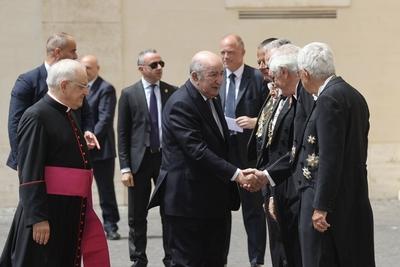 Algerian President Abdelmadjid Tebboune visits the Vatican and meets with Pope Leo XIV in Rome-stock-foto