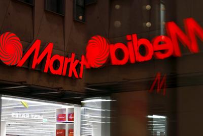 Eine Filiale von MediaMarkt in der Hohe Stra?e. Der Einzelhandel in NRW klagt ?ber Umsatzr?ckg?nge wegen der noch gelten-stock-foto
