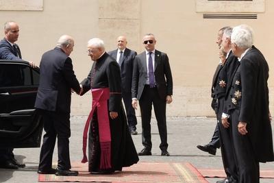 Algerian President Abdelmadjid Tebboune visits the Vatican and meets with Pope Leo XIV in Rome-stock-foto