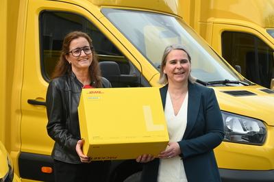 Deutsche Post DHL und Ford Pro-stock-foto