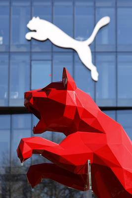 Die Frankreich-Zentrale von Puma auf dem alten Messegel?nde in Stra?burg. Puma ist ein b?rsennotierter deutscher Herstel-stock-photo