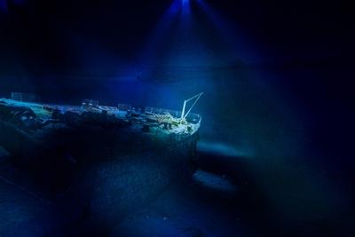 Pressekonferenz anl?sslich der Er?ffnung des neuen Titanic 360 Grad Panoramas im Panometer in Leipzi-stock-foto