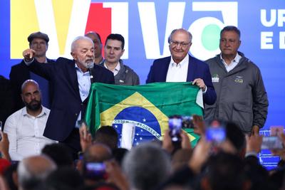 President Lula participates in the announcement of the New PAC Sele??es 2025 Periferia Viva, in Osasco-stock-foto