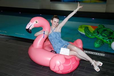 Charity Promi Swim Event 2024 zugunsten von Kindeswohl-stock-foto