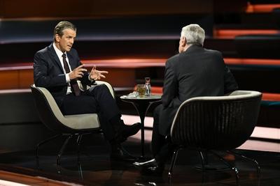 Markus Lanz (li.) mit Joachim Gauck 07/25 her Markus Lanz (li.) und Joachim Gauck am 24. Juli 2025 in Markus Lanz , ZDF-stock-foto