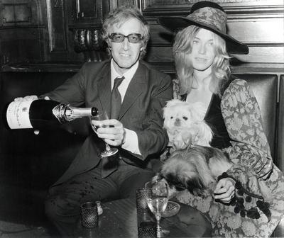 Peter Sellers and wife Miranda Quarry, 1970. PUBLICATIONxINxGERxSUIxAUTxONLY Copyright: xRoyxCummingsx 1206_007-stock-foto