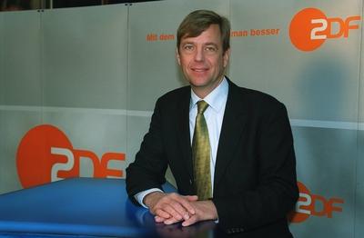 Dr. Claus Kleber (TV-Journalist) 12/02 te Mann Medien Journalismus TV Fernsehen ZDF Zweite Zweites Deutsche Deutsches F-stock-photo