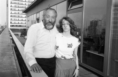 Dieter Hallervorden mit seiner Tochter Nathalie Hallervorden 08/85 scha Dieter Hallervorden mit seiner Tochter Nathalie-stock-foto