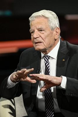 Joachim Gauck (Ex-Bundespr?sident) 07/25 her Joachim Gauck am 24. Juli 2025 in Markus Lanz , ZDF (Aufzeichnung vom 17. J-stock-foto