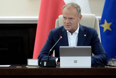 POLISH GOVERNMENT - FIRST MEETING AFTER RECONSTRUCTION-stock-foto