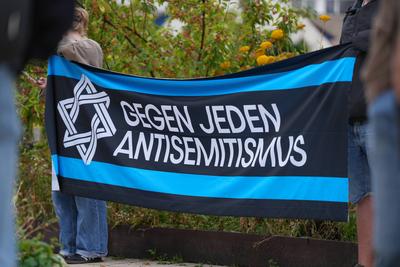 Solidarit?tskundgebung nahe dem Restaurant Jaffa in Freiburg am 25.07.2025, Reaktion auf Attacke mit Eiern auf ein israe-stock-foto