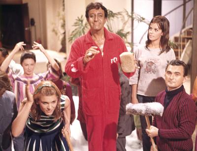 Claudine Longet, Peter Sellers, The Party (1968) File Reference 33962-604THA Hollywood CA USA PUBLICATIONxINxGERxSUIxAUT-stock-foto