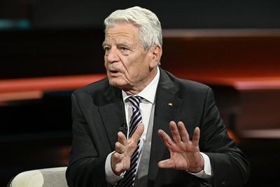 Joachim Gauck (Ex-Bundespr?sident) 07/25 her Joachim Gauck am 24. Juli 2025 in Markus Lanz , ZDF (Aufzeichnung vom 17. J-stock-foto