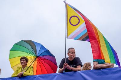 Demonstration "Nie wieder still!" zum Christopher-Street-Day-stock-foto