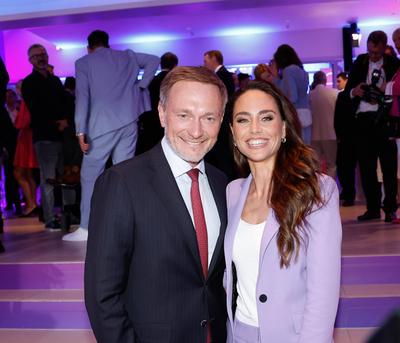 Christian Lindner, Franca Lehfeldt bei der Bertelsmann Sommerparty in der Bertelsmann Repr?sentanz Berlin. *** Christian-stock-foto