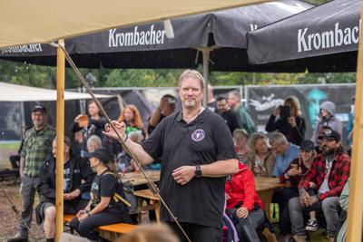 Wacken Firefighters spielen als erste Band in Wacken.-stock-photo