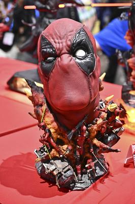 Deadpool Figur-stock-foto