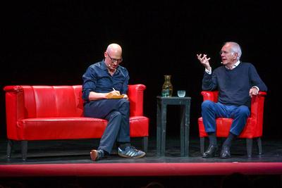 2025 - Lesung "Termin mit Schmidt", zwischen Harald Schmidt und Joachim Meyerhoff, im Stadttheater Gmunden, im Rahmen der Salzkammergut Festwochen Gmunden, am 27.07.2025.-stock-foto