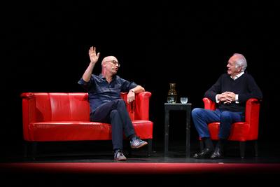 2025 - Lesung "Termin mit Schmidt", zwischen Harald Schmidt und Joachim Meyerhoff, im Stadttheater Gmunden, im Rahmen der Salzkammergut Festwochen Gmunden, am 27.07.2025.-stock-foto