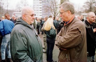 Berlin Politik Neonazis NPD Aufmarsch gegen Parteiverbot Etwa 1 400 NPD Mitglieder und Sympathiesant-stock-foto