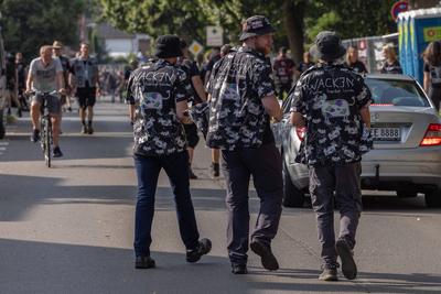 Wacken Montag Fans erobern das Dorf-stock-foto