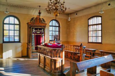 Aktive Synagoge in der Stadt Auschwitz Die Chevra Lomdei Mishnayot Synagoge hat als einzige den Zweiten Weltkrieg in O?w-stock-foto