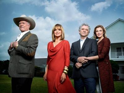 Still of Patrick Duffy, Larry Hagman, Linda Gray and Brenda Strong in Dallas, Season 1 (2012) Los Angeles CA PUBLICATIO-stock-foto