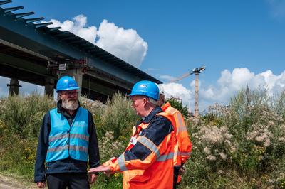 29.07.2025, Rader Hochbr?cke, A7, Wirtschafts-, Verkehrs- und Tourismusminister Claus Ruhe Madsen besucht die Baustelle-stock-foto