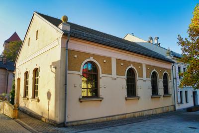 Aktive Synagoge in der Stadt Auschwitz Die Chevra Lomdei Mishnayot Synagoge hat als einzige den Zweiten Weltkrieg in O?w-stock-foto