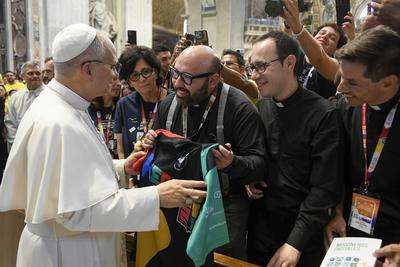ITALY-VATICAN POPEPOPE LEO XIV RECEIVES IN PRIVATE AUDIENCE DIGITAL INFLUENCERS AND MISSIONAIRES IN PRIVATE AUDIENCE 29-07-2025-stock-photo