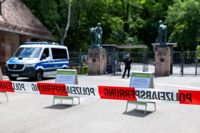 Tiergarten N?rnberg bleibt geschlossen ? Demonstration wegen m?glicher Pavian-T?tung, N?rnberg, 29.07.2025-stock-photo