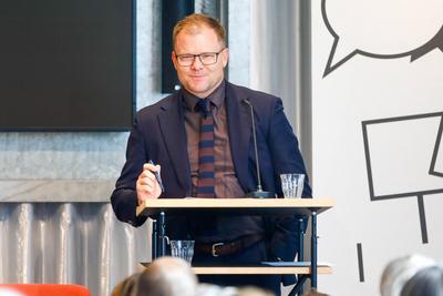 Buchpremiere von "Am Kippunkt. Wo das Klima zu kollabieren droht ? und wie wir uns noch retten k?nnen" von Toralf Staud und Benjamin von Brackel-stock-foto