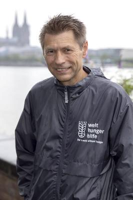 Mathias Mogge beim ZeroHungerRun im Rheinpark. K?ln, 08.07.2021 *** Mathias Mogge at the ZeroHungerRun in the Rheinpark-stock-foto