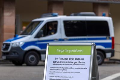 Tiergarten N?rnberg bleibt geschlossen ? Demonstration wegen m?glicher Pavian-T?tung, N?rnberg, 29.07.2025-stock-foto