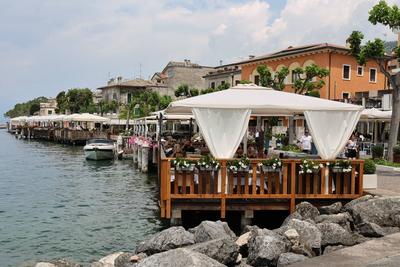 Torri del Benaco Themenfoto. Urlaub, Italien, Gardasee, Torri del Benaco del Garda, 23.06.2023 Impressionen aus Torri de-stock-photo