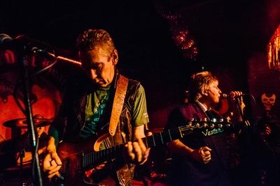 The Bollock Brothers im Wild at Heart Die legend?re britische Punkband The Bollock Brothers spielte-stock-foto