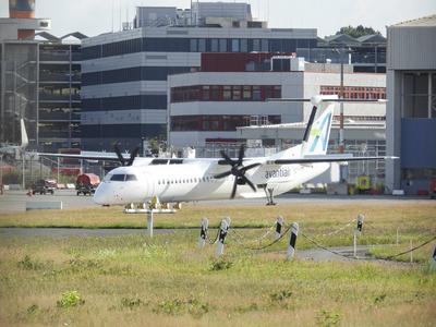 cntv Abschiebeflug im Rahmen des Dublin Abkommens Ein Flugzeug mit Ausreisenden beim Start auf der Startbahn des Helmut Schmidt Airports , auf dem Weg von Hamburg nach Spanien, 29.Juli 2025 Hamburg Mehrere Personen wurden zur?ck nach Spanien gebracht Im Rahmen des Dublin Abkommens zur Rueckf?hrung von gefluechteten Personen die ueber sichere Herkunftslaender nach Deutschland gekommen sind wurden heute vom Hamburger Flughafen zur?ck nach Spanien geflogen. Wieviele Personen an Bord waren ist noch unbekannt Hamburg Deutschland *** cntv Deportation flight under the Dublin Agreement A plane with departing persons taking off on the runway of Helmut Schmidt Airport , on the way from Hamburg to Spain, July 29, 2025 Hamburg Several people wer-stock-foto